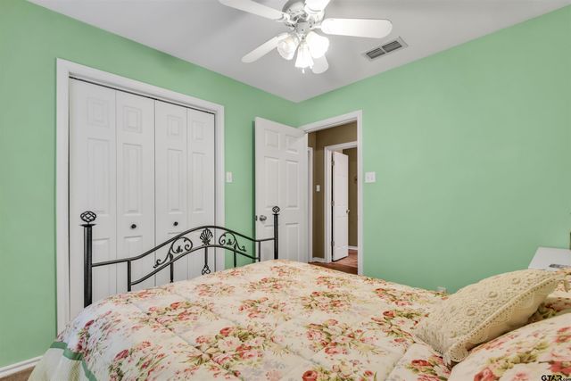 182 County Road 2504, Mineola, TX 75773