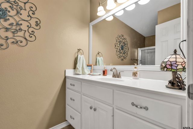 182 County Road 2504, Mineola, TX 75773