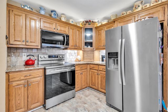 182 County Road 2504, Mineola, TX 75773