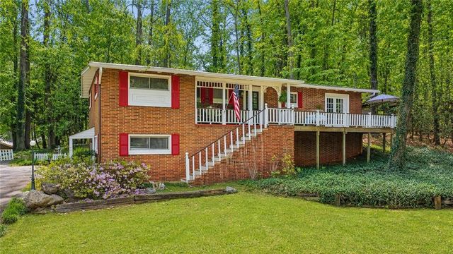 495 Bouldercrest Drive SW, Marietta, GA 30064