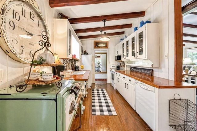 495 Bouldercrest Drive SW, Marietta, GA 30064