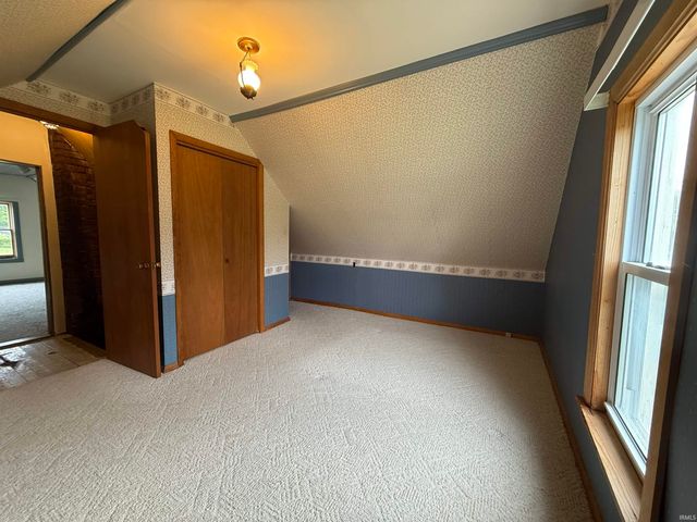 101 W Ohio Street, Holland, IN 47541