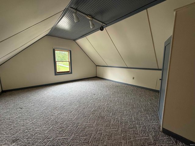 101 W Ohio Street, Holland, IN 47541