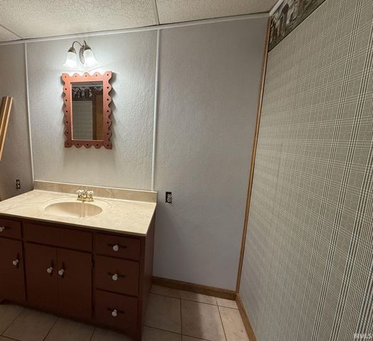 101 W Ohio Street, Holland, IN 47541