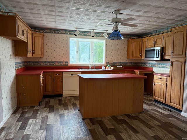 101 W Ohio Street, Holland, IN 47541