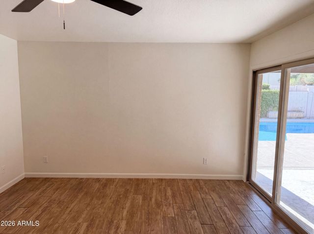 16207 N 11TH Place, Phoenix, AZ 85022