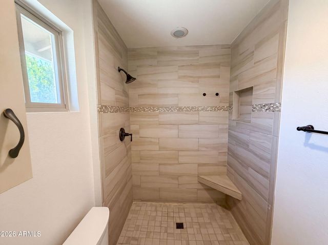 16207 N 11TH Place, Phoenix, AZ 85022