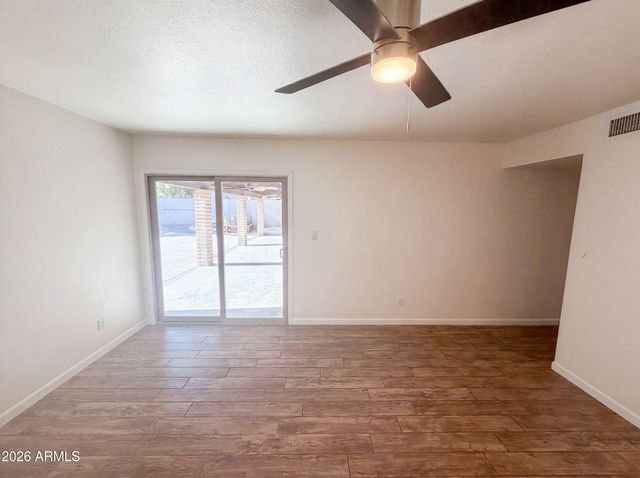 16207 N 11TH Place, Phoenix, AZ 85022