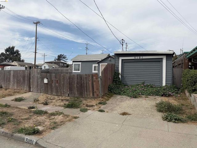 5101 Columbia Ave., Richmond, CA 94801