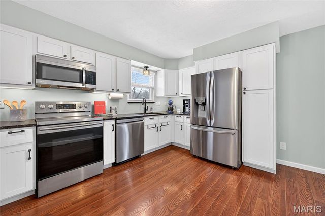 1203 Dorne Drive, Manchester, MO 63021