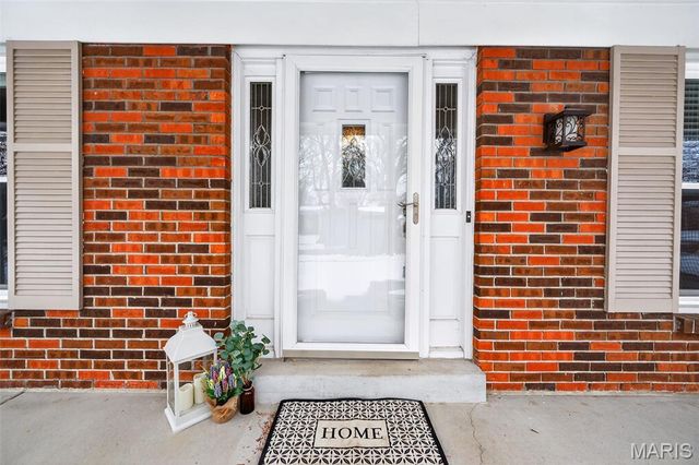 1203 Dorne Drive, Manchester, MO 63021