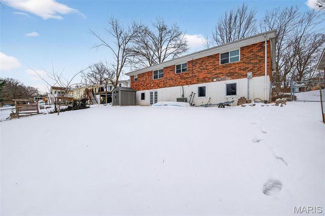 1203 Dorne Drive, Manchester, MO 63021