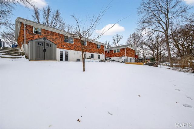 1203 Dorne Drive, Manchester, MO 63021