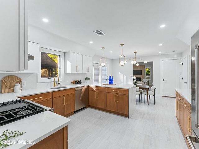 24A Dewey Drive, New Brunswick, NJ 08901