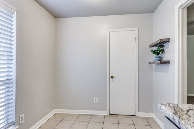 4022 Ridglea Country Club Drive 608, Fort Worth, TX 76126