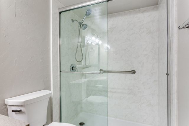 4022 Ridglea Country Club Drive 608, Fort Worth, TX 76126