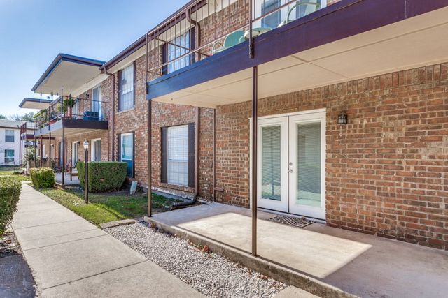 4022 Ridglea Country Club Drive 608, Fort Worth, TX 76126