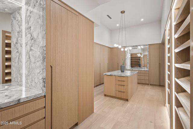 6321 N 48TH Place, Paradise Valley, AZ 85253