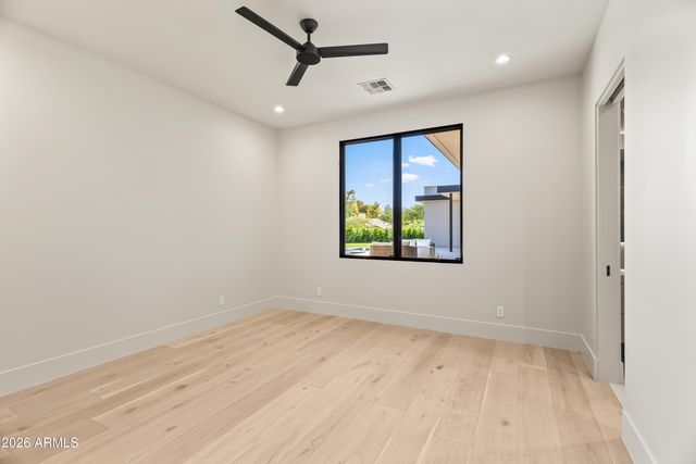 6321 N 48TH Place, Paradise Valley, AZ 85253