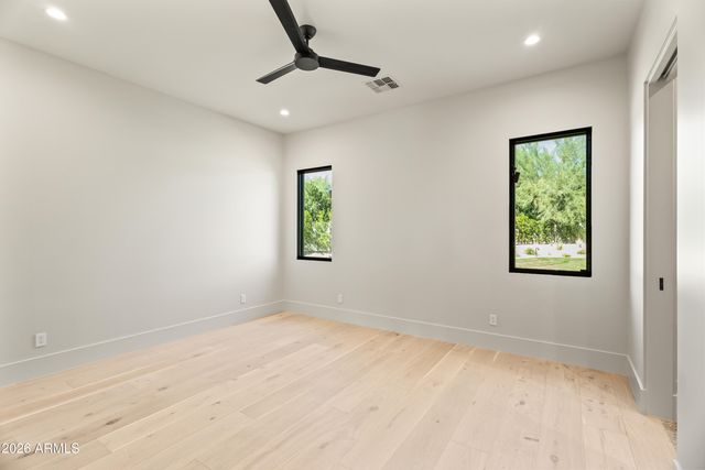 6321 N 48TH Place, Paradise Valley, AZ 85253