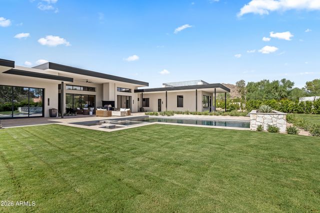 6321 N 48TH Place, Paradise Valley, AZ 85253