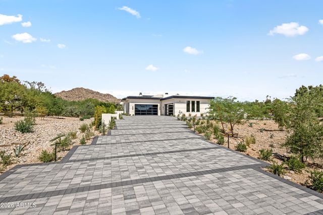 6321 N 48TH Place, Paradise Valley, AZ 85253