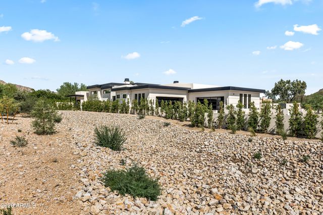 6321 N 48TH Place, Paradise Valley, AZ 85253