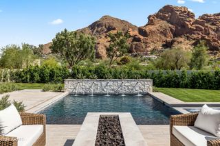 6321 N 48TH Place, Paradise Valley, AZ 85253