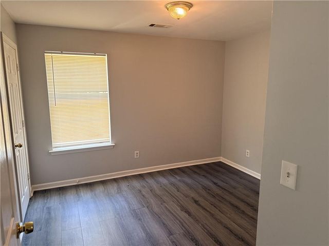6229 Hickory Lane Circle, Union City, GA 30291