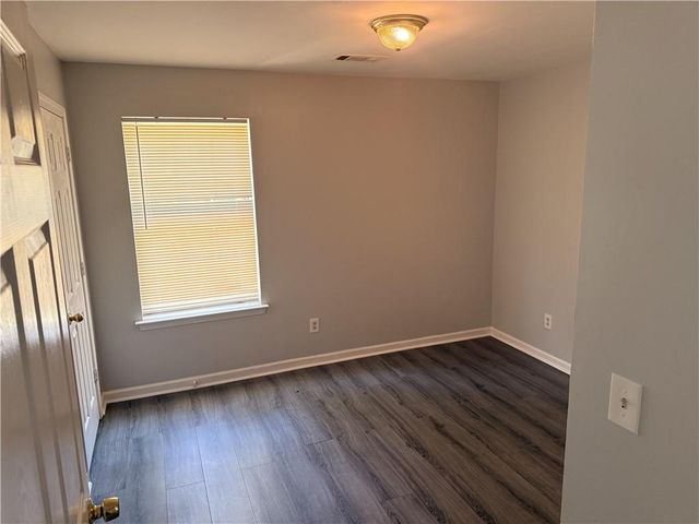 6229 Hickory Lane Circle, Union City, GA 30291