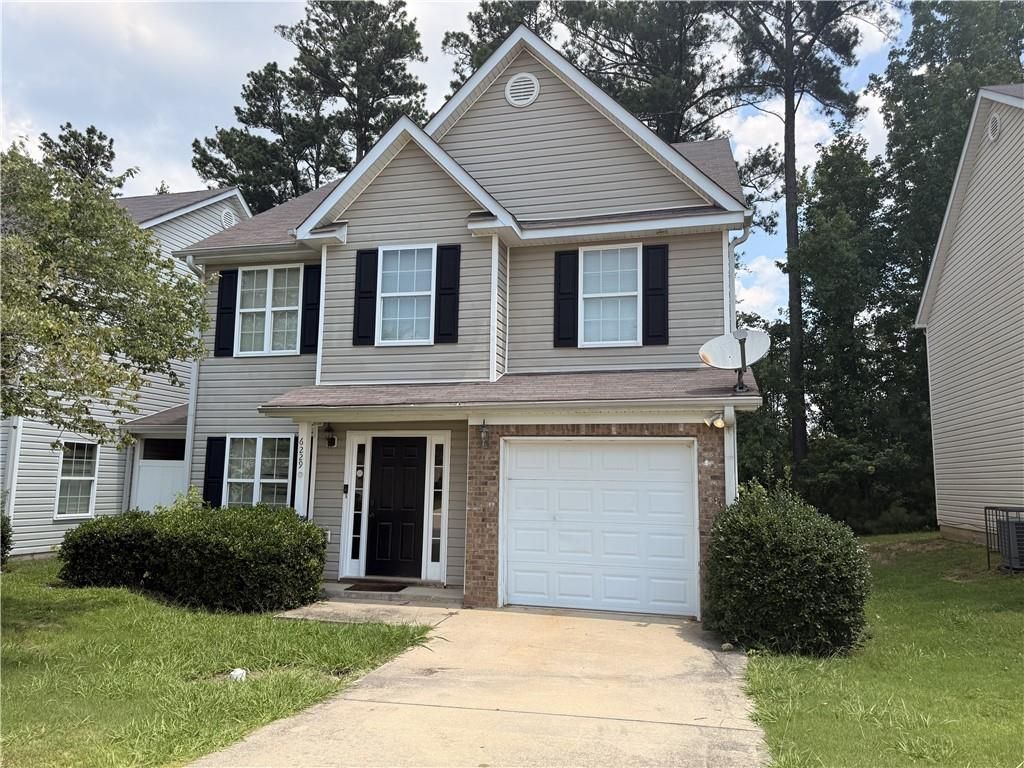 6229 Hickory Lane Circle, Union City, GA 30291