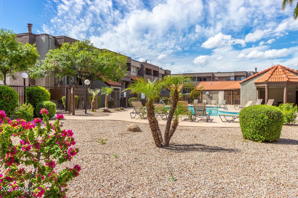 1645 W BASELINE Road 1085, Mesa, AZ 85202 — photo 2