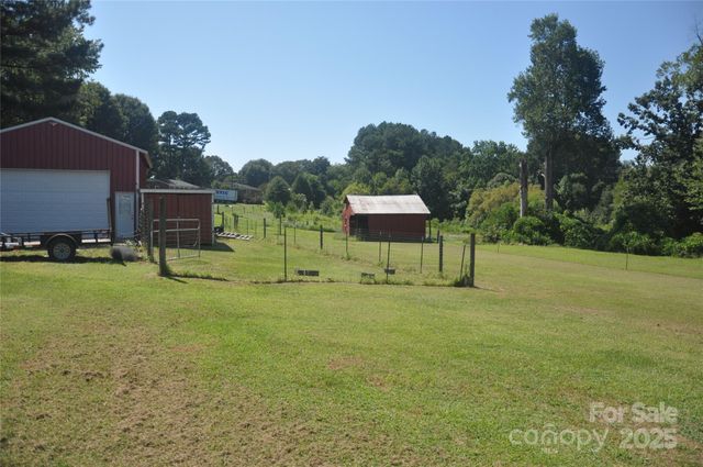120 Old Belwood Road, Lawndale, NC 28090