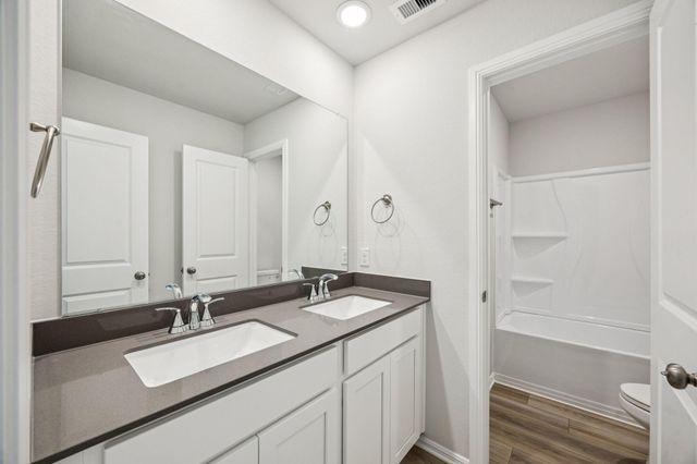 1109 Novelle Bend Drive, Huffman, TX 77336