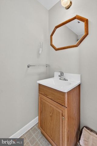 804 JOHNS RD, Cherry Hill, NJ 08034