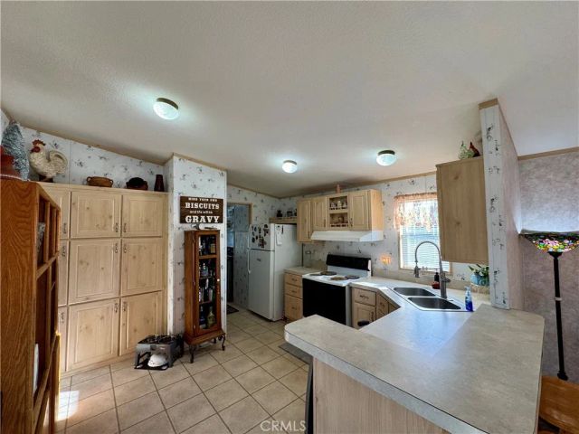 3770 Turtle Beach, Needles, CA 92363