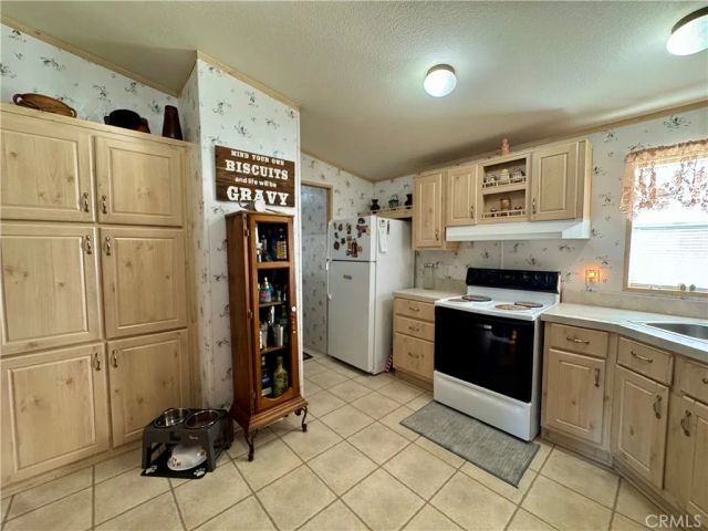 3770 Turtle Beach, Needles, CA 92363