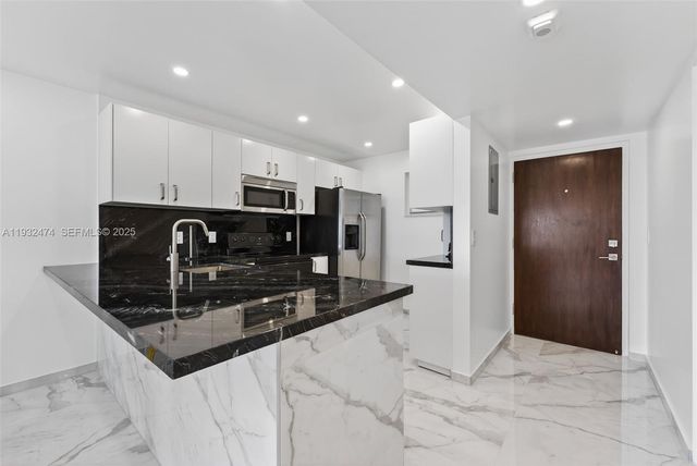 8250 Byron Ave 401, Miami Beach, FL 33141