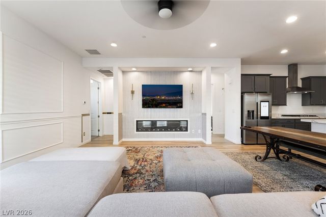 110 Ibiza Lake Drive, Henderson, NV 89011