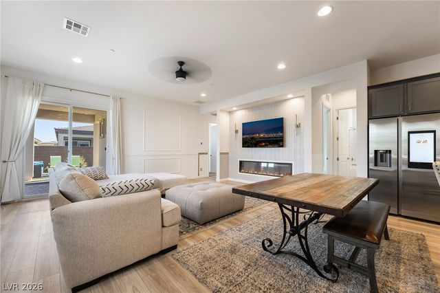 110 Ibiza Lake Drive, Henderson, NV 89011