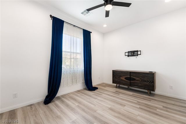 110 Ibiza Lake Drive, Henderson, NV 89011