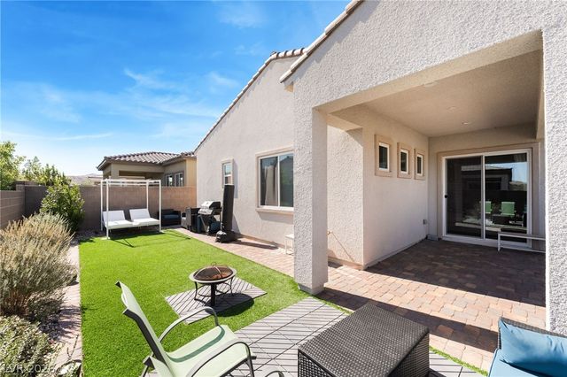 110 Ibiza Lake Drive, Henderson, NV 89011