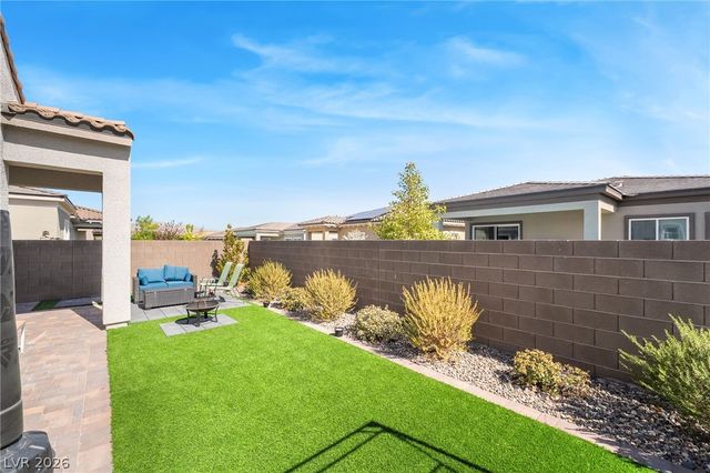 110 Ibiza Lake Drive, Henderson, NV 89011