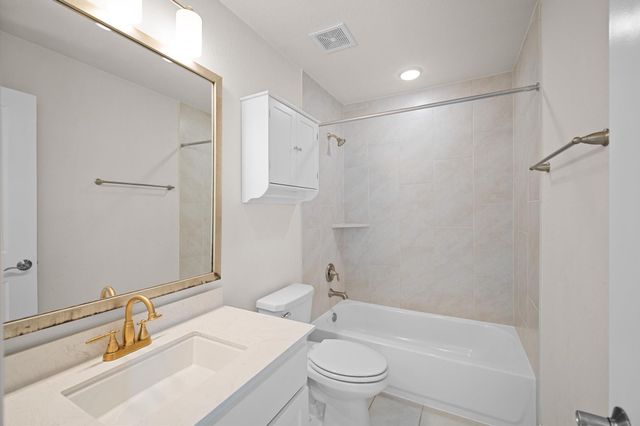 6 Maize Flower Place, Tomball, TX 77375