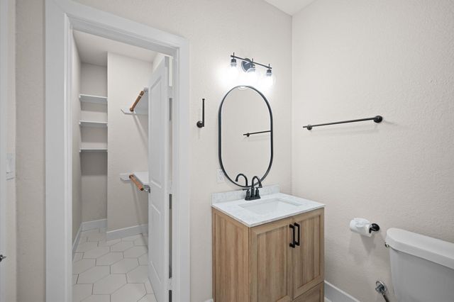 6 Maize Flower Place, Tomball, TX 77375