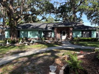 1910 S PARK AVENUE, Sanford, FL 32771