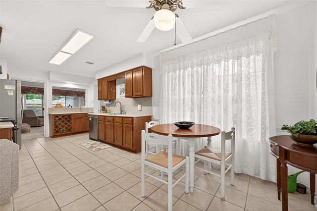 1518 Locke Lane, Sugar Land, TX 77478