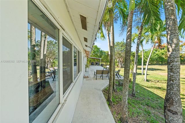 19601 SW 187th Avenue, Miami, FL 33187