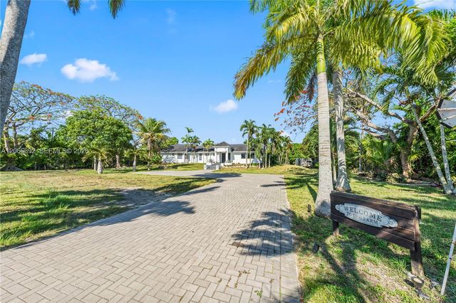 19601 SW 187th Avenue, Miami, FL 33187