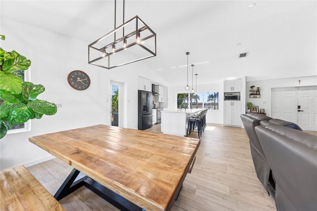 19601 SW 187th Avenue, Miami, FL 33187